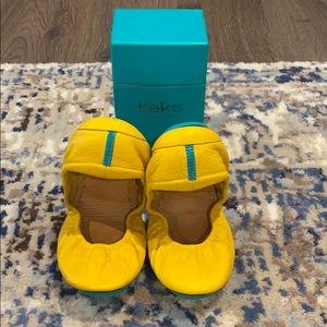 Mustard Tieks